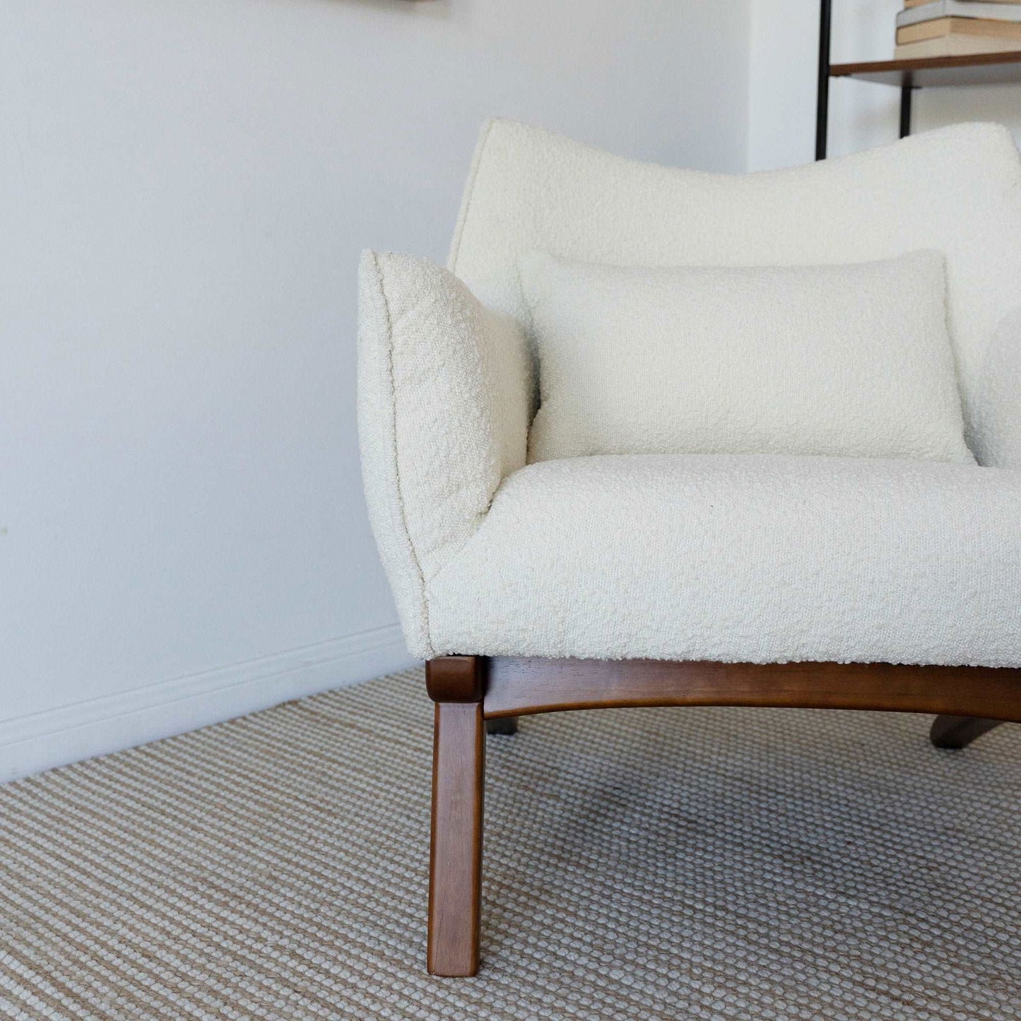 Cantor Boucle Lounge Chair | Beige
